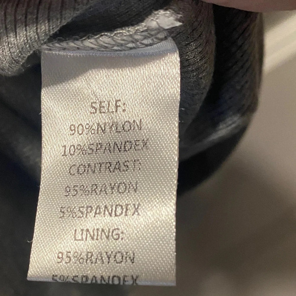 Easel Lace-Trimmed Padded Bra Tank | Size 1XL | Cross-Back | Never Worn - Picture 4 of 8